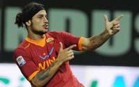 Roma-Udinese, le pagelle. Top Osvaldo e Handanovic. Flop Danilo