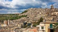 Caltagirone: Rifiuti, in centro storico al via la raccolta porta a porta