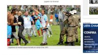 Copa Libertadores, squadra argentina aggredisce l`arbitro: polizia interviene con i fucili FOTO