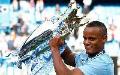 Rinnovo record per Kompany: sei anni